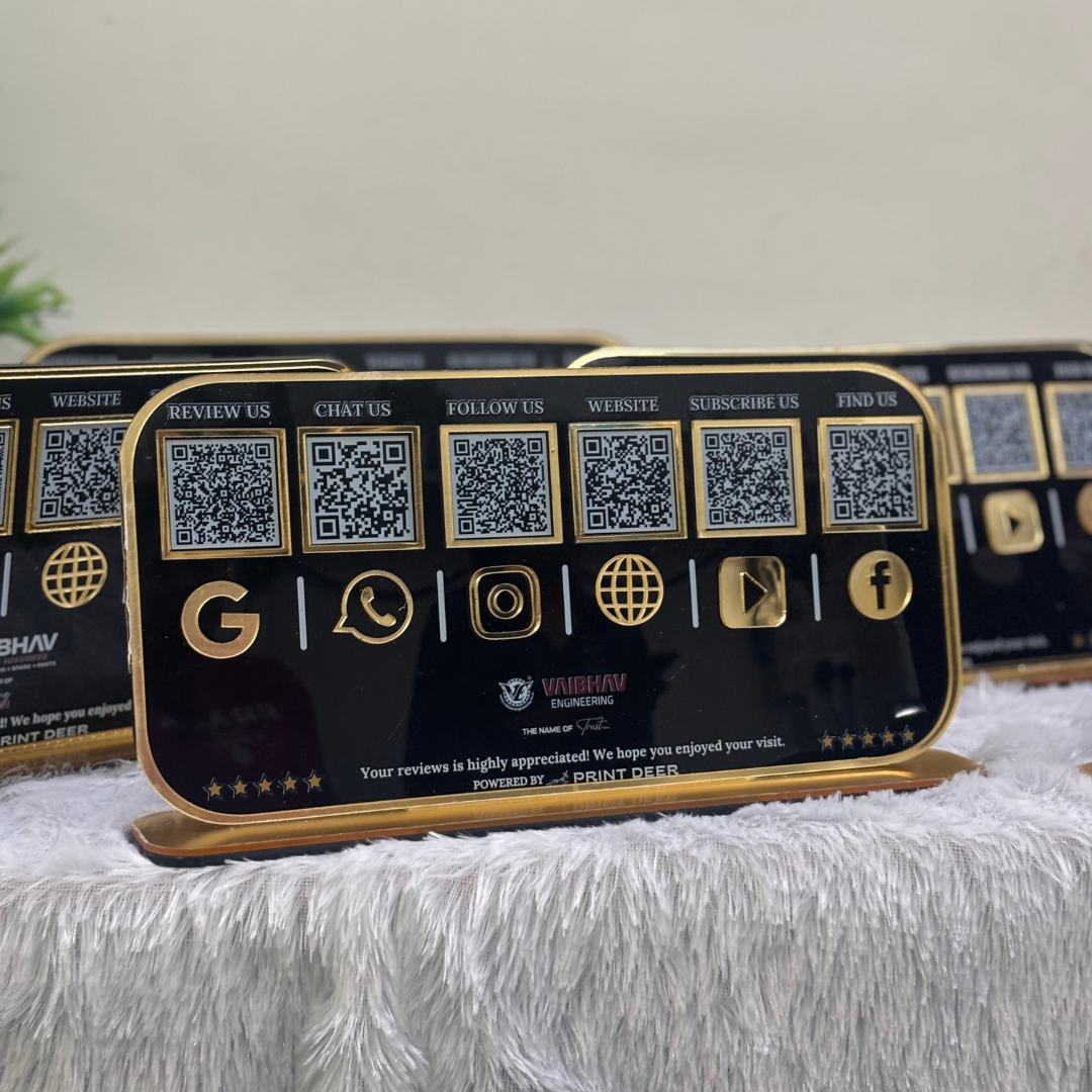 PREMIUM 6 QR STANDEE WITH GOLDEN RING